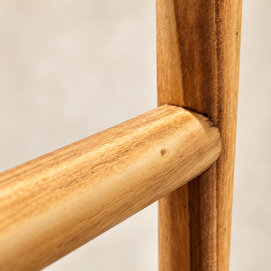 Échelle décorative « Nomade » en bois naturel – 5 barreaux, porte-serviettes et plaids