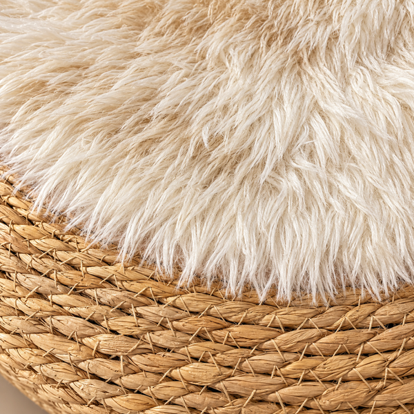 Tapis rond « Douceur » en fibre naturelle tressée et fourrure synthétique – Bordure en jonc