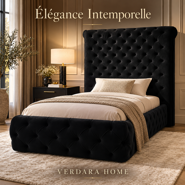 Lit Capitonné en Velours Noir avec Haute Tête de Lit et Cadre Enveloppant, Style Chesterfield