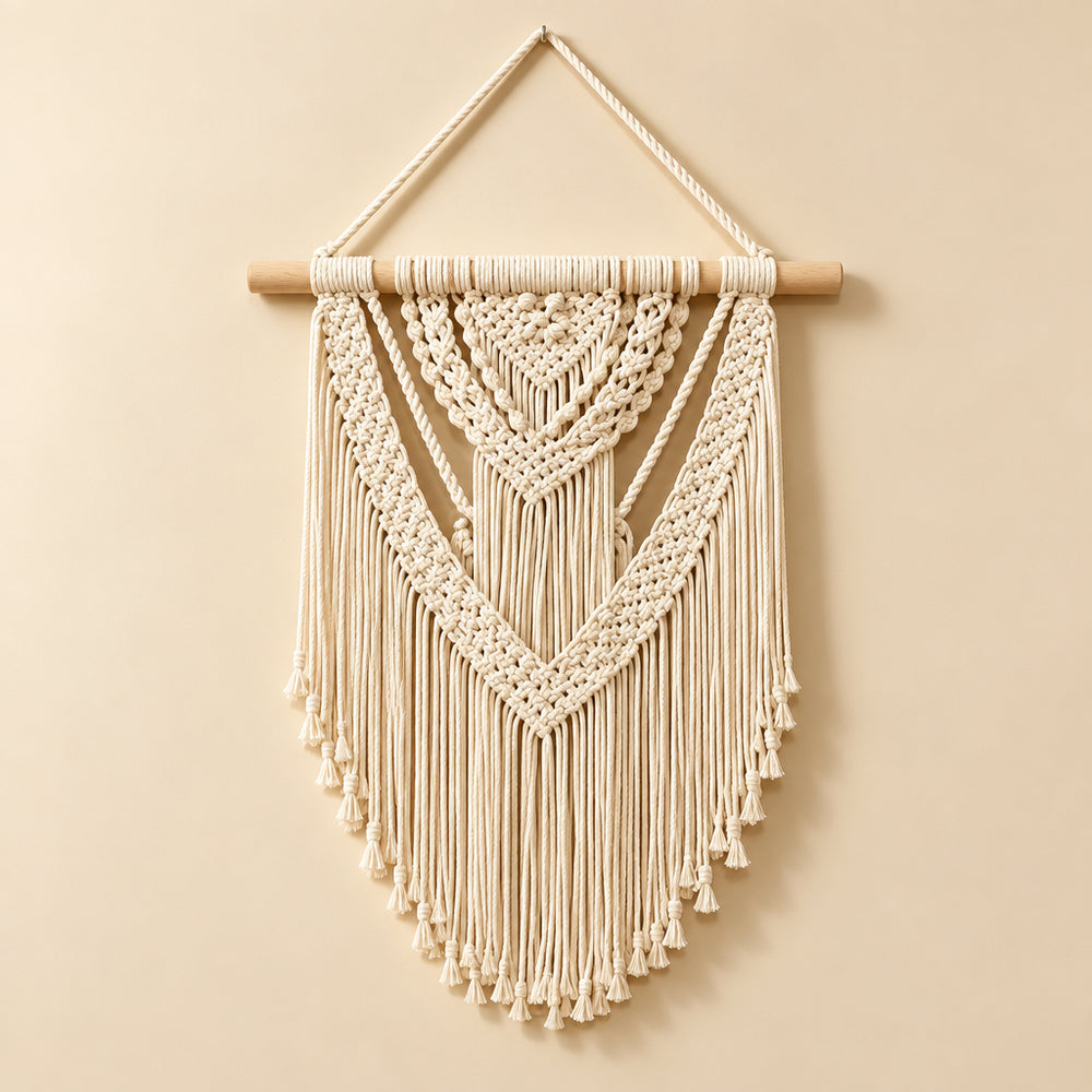 Macramé Mural Bohème en Coton Blanc Écru avec Barre en Bois