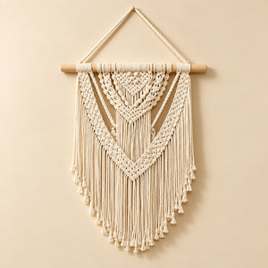 Macramé Mural Bohème en Coton Blanc Écru avec Barre en Bois