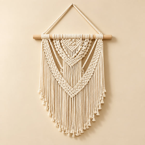 Macramé Mural Bohème en Coton Blanc Écru avec Barre en Bois