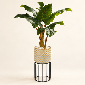Plante Artificielle Tropicale à Grandes Feuilles avec Pot Céramique Doré et Support Métal Noir