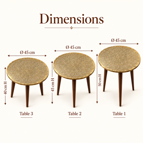 Set de 3 tables basses gigognes « Médina » en laiton ciselé – Pieds en bois
