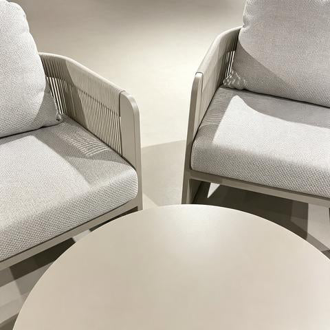 Ensemble extérieur 3 pièces avec 2 chaises et table ronde