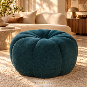 Pouf Citrouille Bleu Canard en Tissu Bouclé, Forme Arrondie à Quartiers