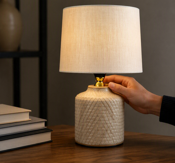 Lampe de Table en Céramique Géométrique