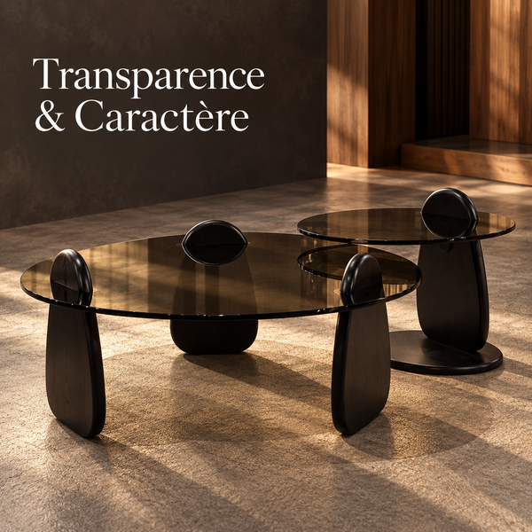 Ensemble de tables basses en galets – Piètements noirs sculptés et plateaux en verre fumé