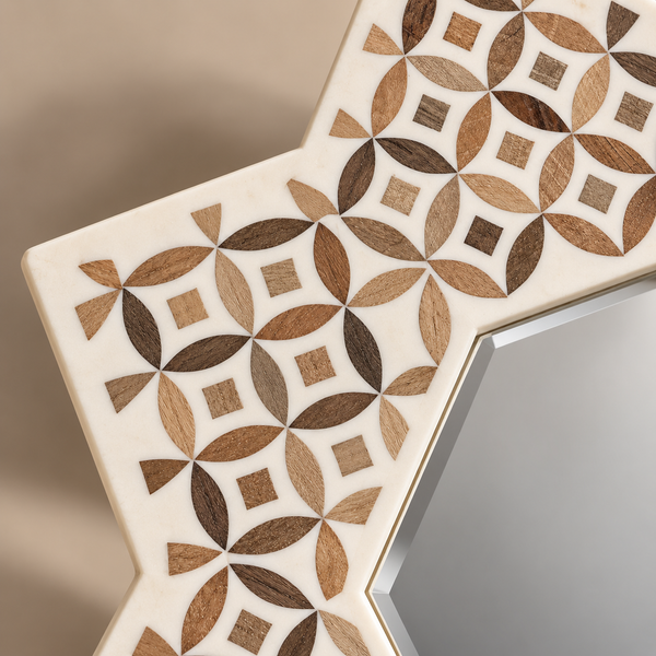 Miroir mural étoilé en bois – Motif géométrique marocain incrusté, style oriental