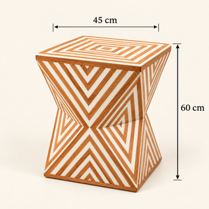Table d'appoint pincée en marqueterie bois et ivoire – Motif chevrons concentriques