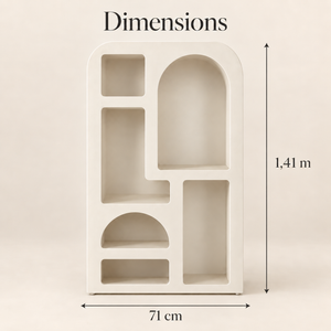 Bibliothèque sculpturale à niches – Étagère design blanc crème aux formes arrondies et arches