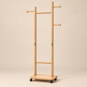 Portant mobile « Sahara » sur roulettes – Bois clair et bague en laiton doré