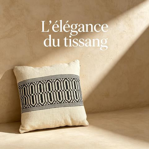 Housse de Coussin Géométrique en Coton Tissé Main – 45x45 cm