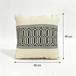 Housse de Coussin Géométrique en Coton Tissé Main – 45x45 cm