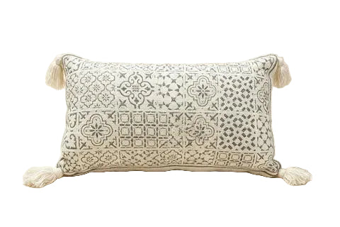 Coussin rectangulaire écru à motifs mosaïque gris anthracite