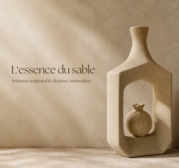Sculpture-vase en céramique beige sable
