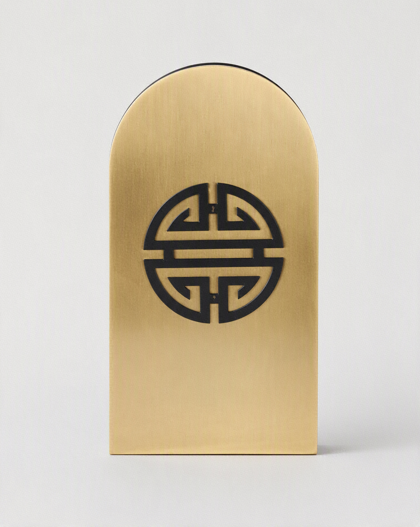 Plaque Décorative Murale Dorée – Design Oriental Moderne