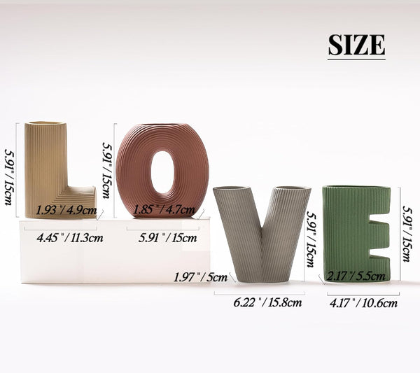 Vases décoratifs LOVE en céramique